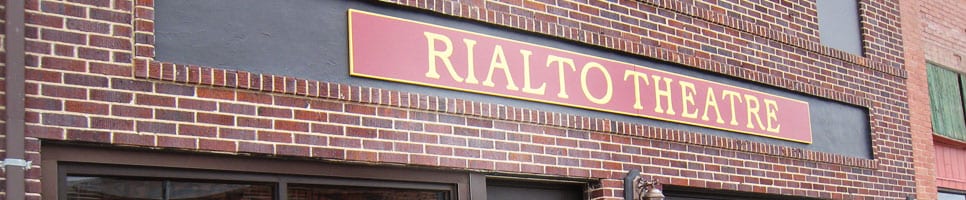 Riatlo Theater Mast