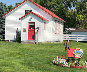 Crow School House New Rszd