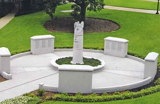 Veterans Memorial Rszd